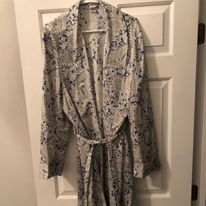 Maus & Hoffman robe. Size XL.